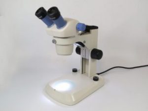 Kính hiển vi soi nổi giá rẻ NSZ-405