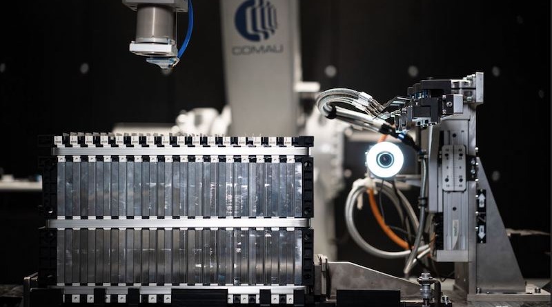 AI Machine Vision Validates Highly Automated Battery Manufacturing Line