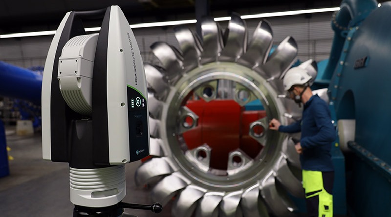 New Ultra-Long-Range Laser Tracker Platform With Wireless Handheld Probe Launches