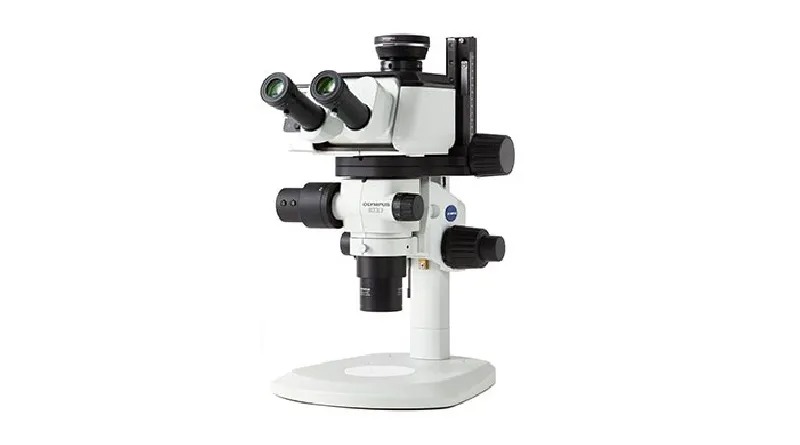 Augmented Reality System Simplifies Microscope-Based Manufacturing