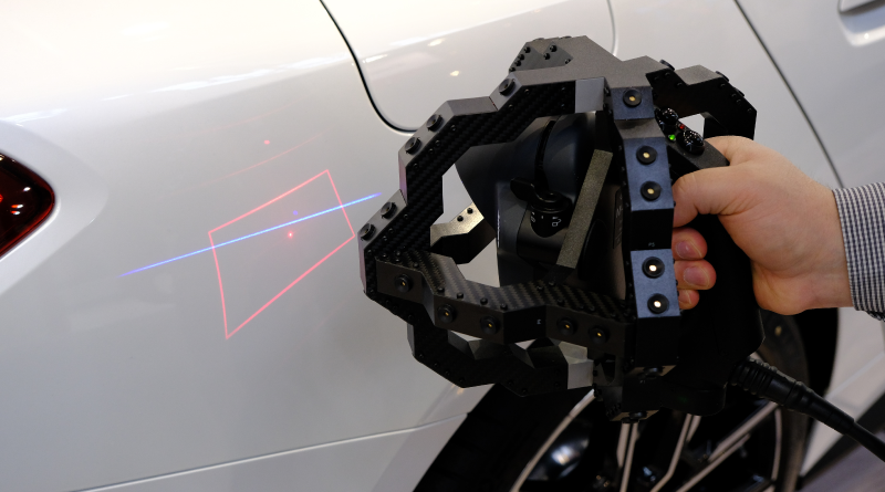 Chỉ 'Nhắm và Quét' Với Máy Quét Laser Di Động Không Nhắm Mục Tiêu Mới