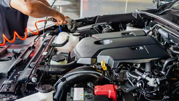 Tầm quan trọng của việc kiểm tra ắc quy đối với ô tô: Đảm bảo hiệu suất đáng tin cậy