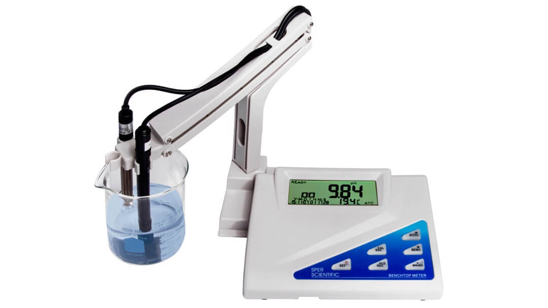 Máy đo độ mặn, TDS, Nhiệt độ 860032 – Sper Scientific